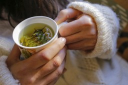 4 травяных чая для осеннего детокса