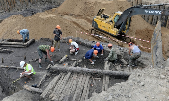arheologi-obnaruzhili-v-centre-moskvy-drevnyuyu-ulicu-ulicu-velikuyu-kotoraja-voznikla-na-samom-rannem-etape-razvitija-goroda