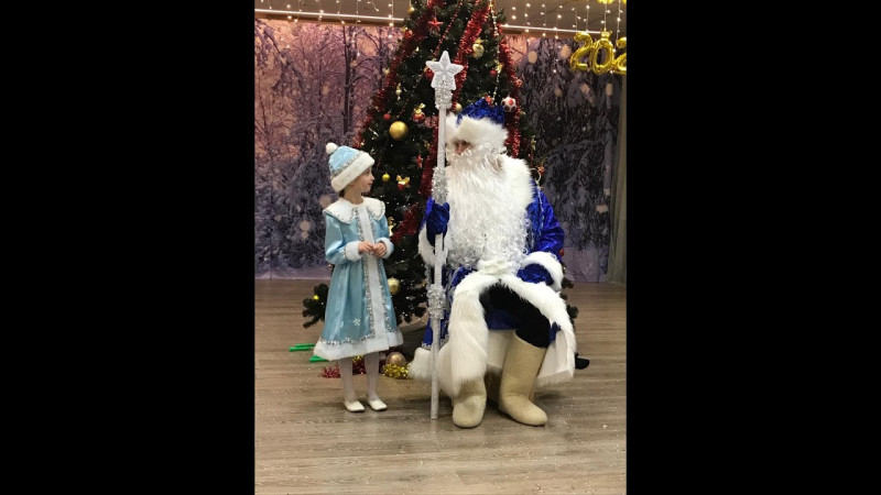 Поздравление с праздником от АЛИСЫ!