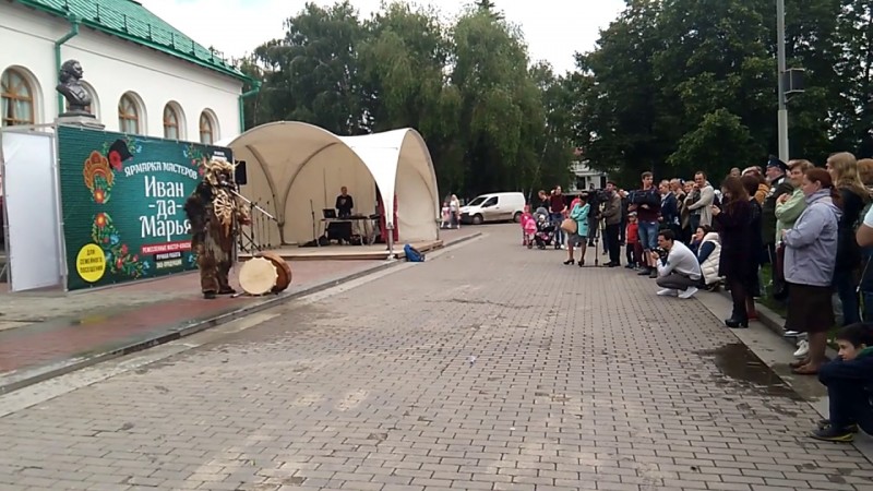 Этно проект Зов предков на ярмарке Иван да Марья в Екатеринбурге