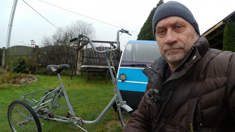 Веломобиль для любой погоды из трехколесного велосипеда